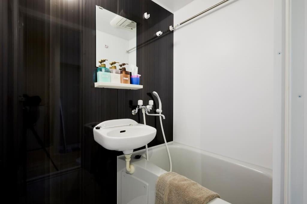 【Great Location!】Near Shinjuku Sta./Cafe#202 Apartment Токио Екстериор снимка